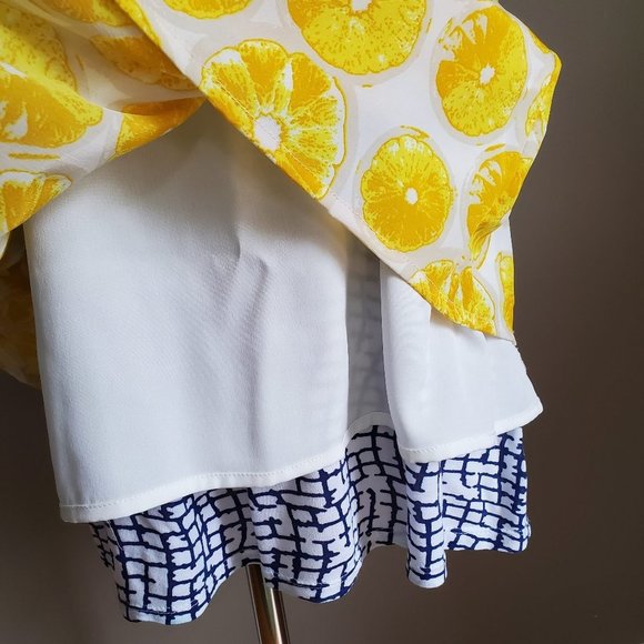 Anthropologie Lemon & Checks Swing Split Back Top - Picture 7 of 10